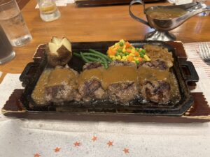 ハングリータイガーのダブルハンバーグ